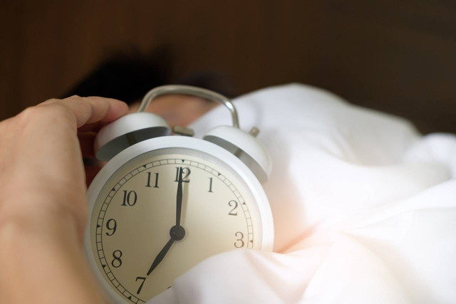 Ilustrasi tidur jam berapa yang bikin gemuk. Foto: Pexels