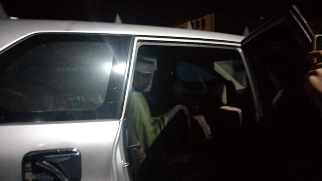 Abu Bakar saat dibawa ke RS Bhayangkara untuk cek kesehatan. | Foto: Bella Sardio/ Lampung Geh
