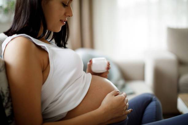 Ilustrasi cream stretch mark untuk ibu hamil (Sumber: Pexes)