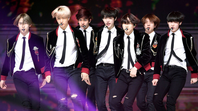 ENHYPEN tampil di atas panggung saat 30th High1 Seoul Music Awards di Seoul, Korea Selatan pada 31 Januari 2021. Foto: The Sports Seoul via Getty Images