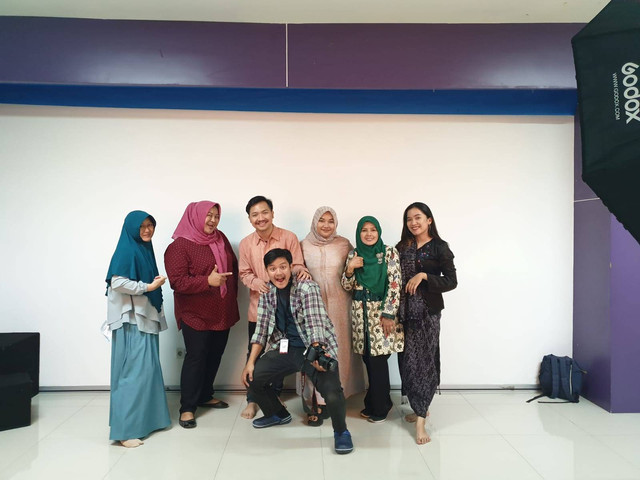 sumber : Nia Hasan Batik 