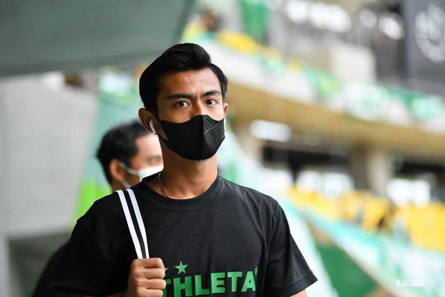 Pratama Arhan. Foto: Twitter/@J_League_En