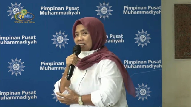 Pengusaha sapi di Yogyakarta, Mira. Foto: Tangkapan layar Youtube diskusi publik PP Muhammadiyah, Rabu (6/7).