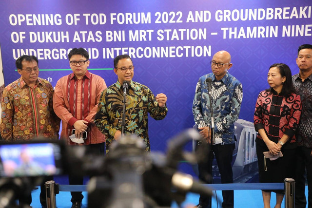 Gubernur DKI Jakarta Anies Rasyid Baswedan menghadiri opening Transit Oriented Development Forum 2022 di Thamrin Nine, Jakarta Pusat, Kamis (7/7/2022). Foto: PPID Jakarta