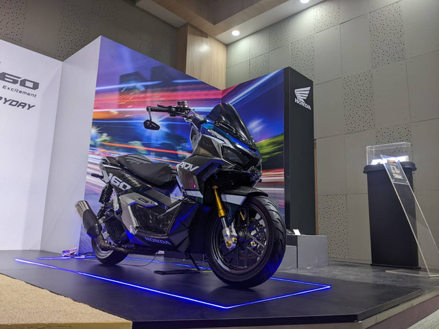 Modifikasi motor Honda ADV 160 hasil karya Katros Garage. Foto: Sena Pratama/kumparan