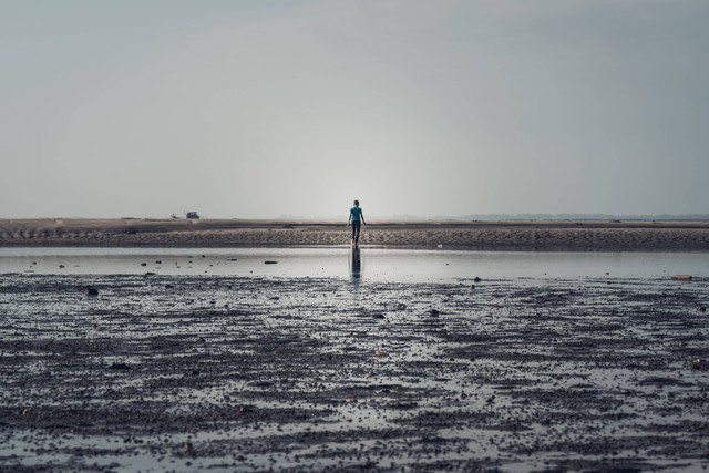 harga tiket masuk pantai sigandu batang/gambar hanya ilustrasi bukan tempat sebenarnya. sumber foto : unsplash/ajai arif.