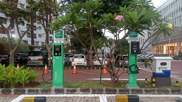 Lokasi SPKLU baru di Gading Serpong, Tangerang. Foto: Muhammad Ikbal/kumparan