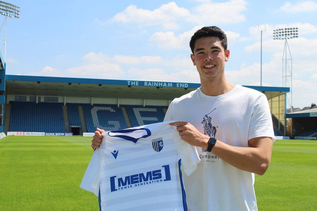 Elkan Baggott resmi dipinjamkan ke sesama tim Inggris, Gillingham FC. Foto: Dok. Gillingham FC