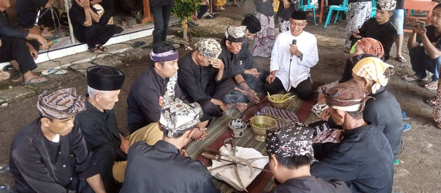 Tradisi Selametan Warga Osing Mondoluko yang telah berjalan turun-temurun di Mandaluko Kec. Glagah, Banyuwangi