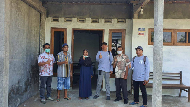 Perkim Jombang Lakukan Monitoring hingga Pembayaran Upah Pekerja Program BSPS