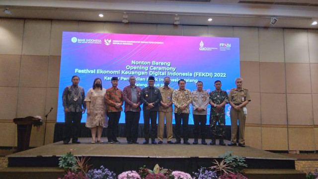 Wakil Wali Kota Malang, Sofyan Edi Jarwoko bersama jajaran Bank Indonesia serta perwakilan instansi terkait. Foto: Feni Yusnia