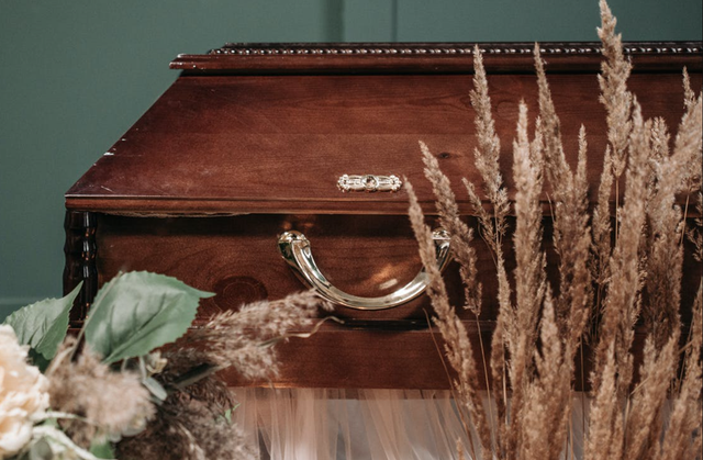 Ilustrasi jenazah yang dikirim dari luar negeri. Foto: pexels.com/pavel-danilyuk/