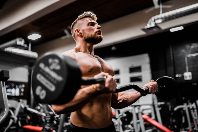 Ilustrasi tempat gym. Foto: unsplash.com