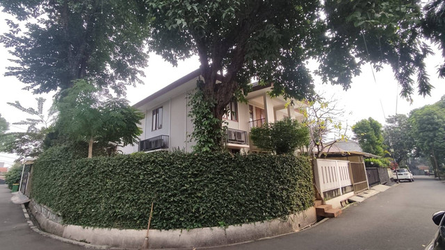 Rumah dinas Kadiv Propam Polri Irjen Pol Ferdy Sambo di Kompleks Polri Duren Tiga, Jakarta Selatan. Foto: Jonathan Devin/kumparan