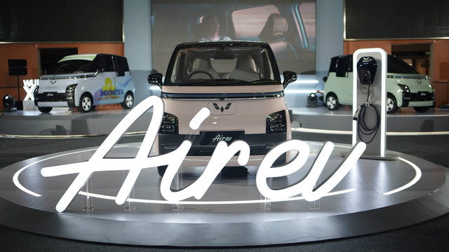 Rayakan ulang tahun ke-5, Wuling gelar pameran di mall. Foto: Wuling Motors