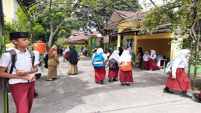 Peserta didik di SDN 105 Kota Pekanbaru (Laras Olivia/SELASAR RIAU)
