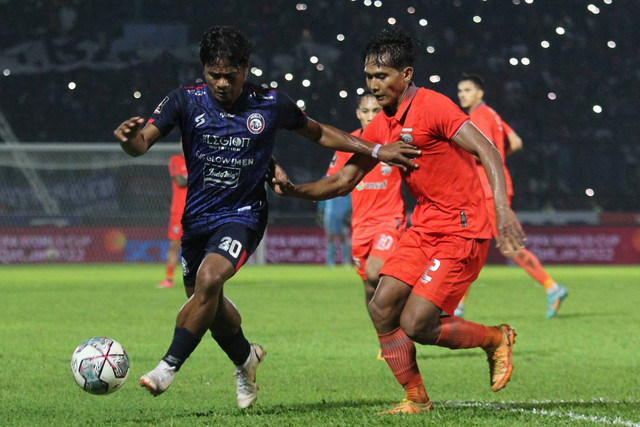 Momen Arema FC vs Borneo FC di Final Leg 1 Piala Presiden 2022. Foto: ANTARA FOTO/Ari Bowo Sucipto