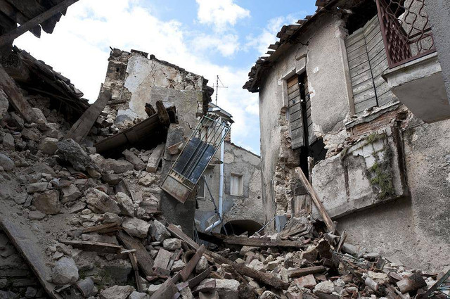 Ilustrasi Gempa Terbesar di Dunia, (Foto: Angelo_Giordano by https://pixabay.com/id/)