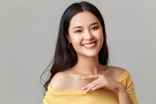 Ilustrasi penampilan elegan untuk menghadiri acara formal. Foto: Shutterstock