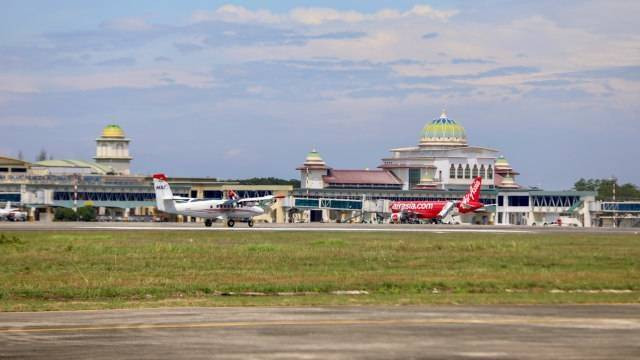 Bandara Sultan Iskandar Muda (SIM) di Blang Bintang, Kabupaten Aceh Besar, Aceh, 2019. Foto: Suparta/acehkini