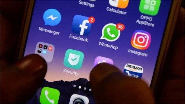 Perusahaan teknologi besar dunia seperti Facebook, Instagram, Twitter, Whatsaap, Youtube, Google, Yahoo, dan Bing belum ada dalam daftar PSE lingkup privat.