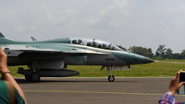 Ilustrasi pesawat T50i Golden Eagle. Foto: Shutterstock