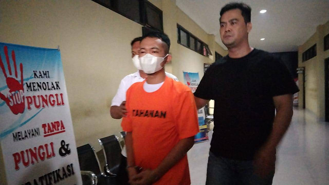 Salah satu sindikat maling sekarung materai senilai Rp 1,5 miliar di Bandar Lampung. | Foto: Bella Sardio/ Lampung Geh