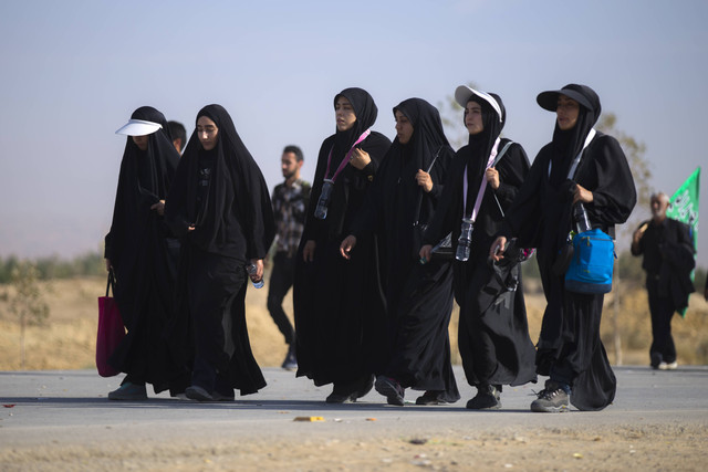 Ilustrasi wanita Muslim. Foto: Unsplash