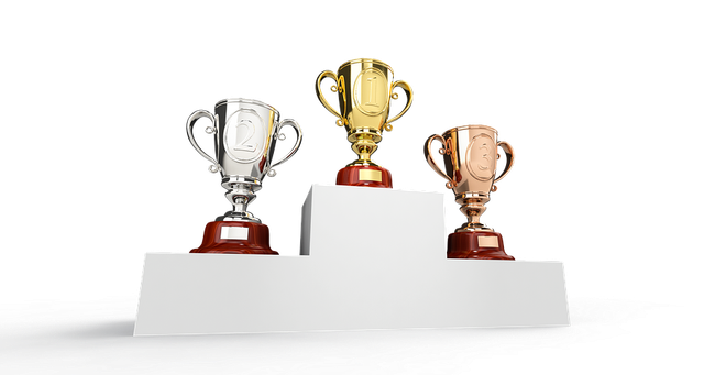 Ilustrasi piala hasil prestasi. Foto: Pixabay
