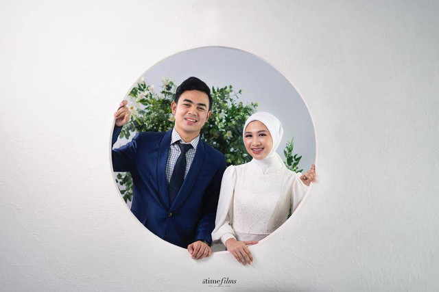 Putri kedua Gubernur Kalbar, Sutarmidji, Ayu Dwiputri Sulistya, menikah dengan Adil Prawira Budiman. Foto: Dok Hi!Pontianak