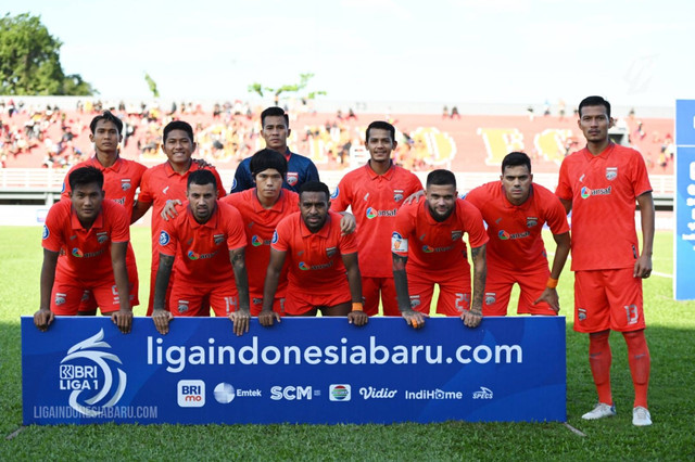 Pemain Borneo FC saat melawan Arema pada pertandingan Liga 1 di Stadion Segiri Samarinda. Foto: Liga Indonesia Baru