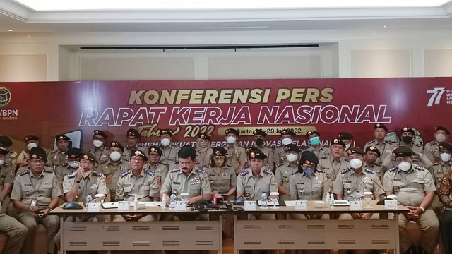 Konferensi Pers Rapat Kerja Nasional 2022 Kementerian Agraria dan Tata Ruang/Badan Pertanahan Nasional (ATR/BPN) di Hotel The Ritz Carlton Jakarta, Selasa (26/7/2022). Foto: Akbar Maulana/kumparan