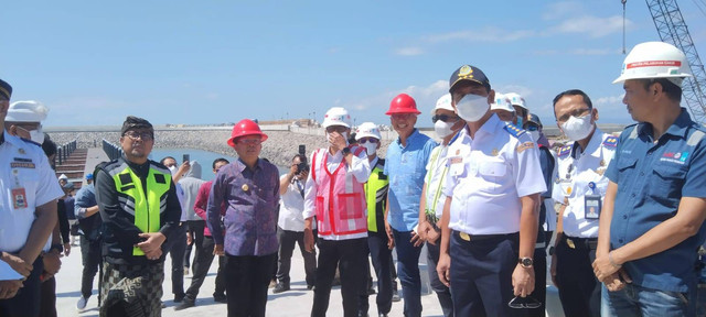 Peninjauan proyek pembangunan pelabuhan Sanur, Bali - ROB