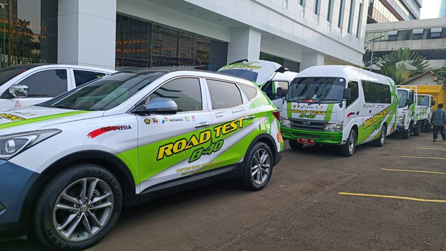 Pelepasan uji jalan B40 di Kantor Kementerian ESDM, Rabu (27/7/2022). Foto: Akbar Maulana/kumparan