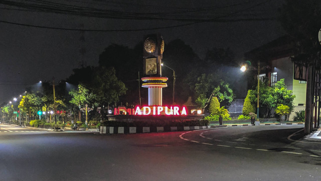 Tugu Adipura yang berada di Kabupaten Klaten (Sumber: Dokumentasi pribadi)