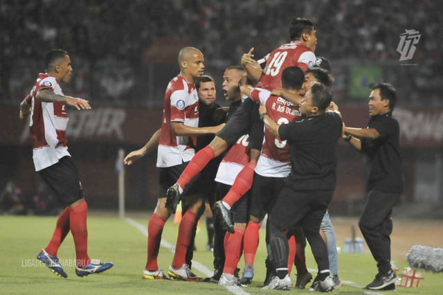 Laga Madura United vs Barito Putera di Stadion Gelora Madura Ratu Pamelingan dalam laga pekan perdana Liga 1 2022/23 pada 23 Juli 2022.
 Foto: Situs web resmi Liga Indonesia Baru