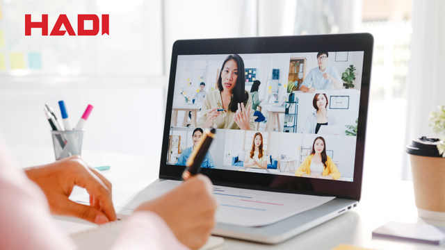 Kuliah Daring melalui HADI Learning Management System (Sumber foto: https://www.freepik.com/free-photo/young-asia-businesswoman-using-laptop-talk-colleague-about-plan-video-call-meeting-while-work-from-home-living-room_15114588.htm)