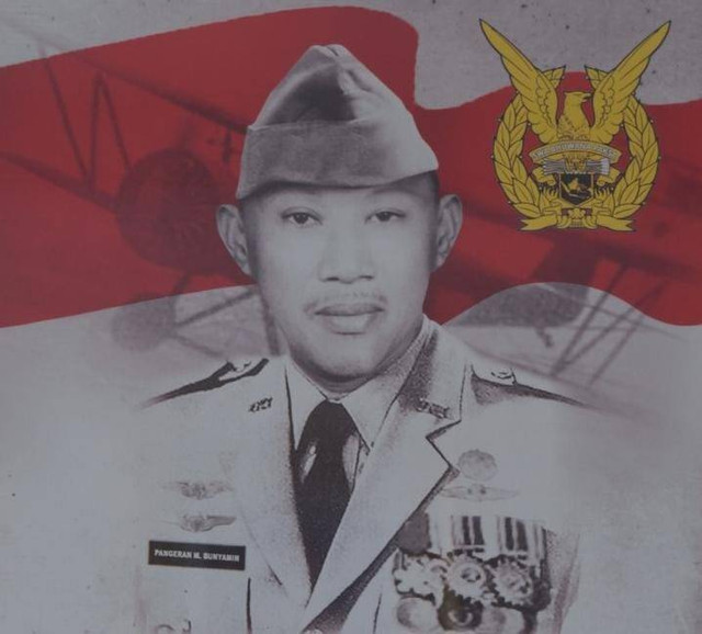 Mayor Pom (Purn) Pangeran M Bunyamin, Tokoh Adat Lampung yang namanya diabadikan menjadi nama Lanud di Lampung. | Foto: Penerangan Pangeran M Bunyamin