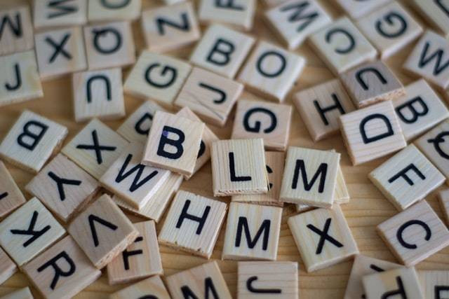 Ilustrasi kunci jawaban tebak kata Shopee level 1251-1300 lengkap, sumber foto Sven Brandsma on Unsplash
