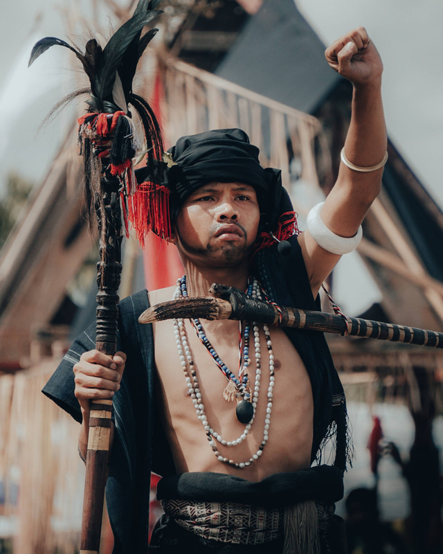 Ilustrasi Ragam dan Contoh Upacara Adat di Indonesia. (Foto: Leo Sagala | Unsplash.com)