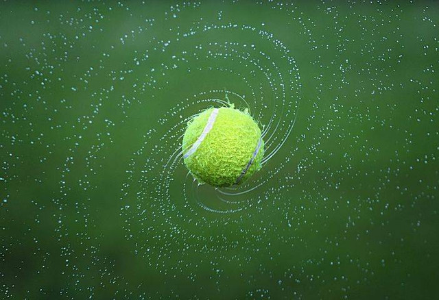 Contoh Gerak Lurus Berubah Beraturan  Foto:Pixabay