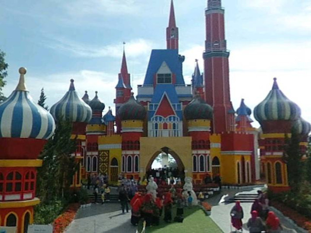 Tempat wisata anak di subang untuk menikmati akhir pekan/D'castello, Foto: Google street view