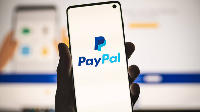 Ilustrasi Paypal. Foto: salarko/Shutterstock