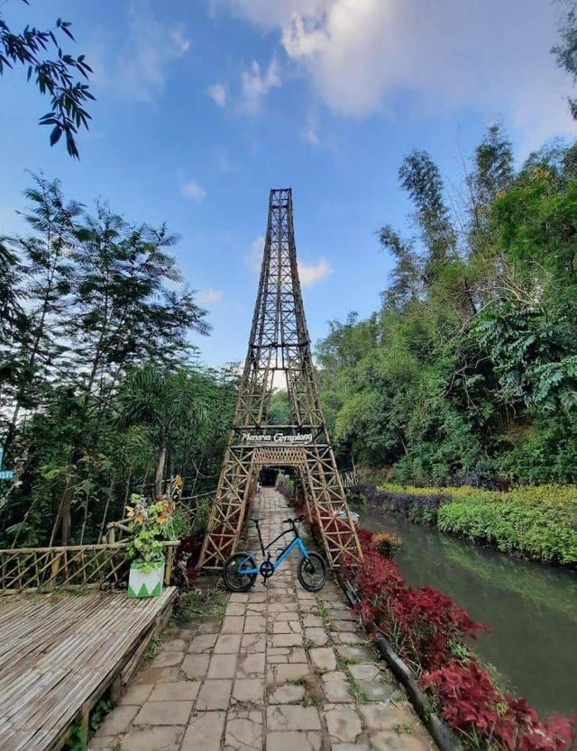 Wisata Kali Cemplong, Malang. Foto: punk Ipunk/Google Maps