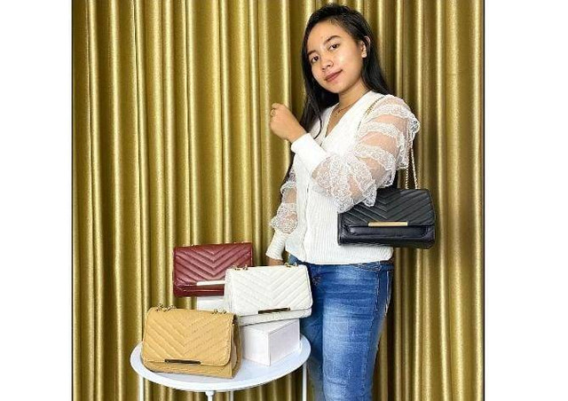 Toko @oktaviana_tas_grosir di TikTok