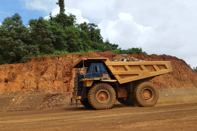 Aktivitas tambang nikel di PT Vale Indonesia di kawasan Harapan East, Blok Sorowako. Foto: Angga Sukmawijaya/kumparan