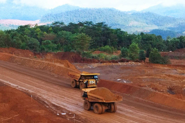Aktivitas tambang nikel di PT Vale Indonesia di kawasan Harapan East, Blok Sorowako. Foto: Angga Sukmawijaya/kumparan