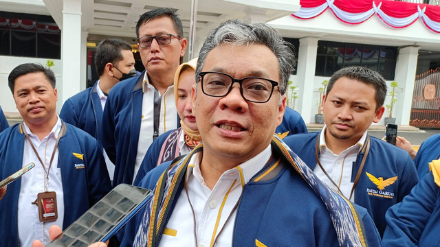 Ketum Partai Garuda Ahmad Ridha Sabana di Kantor KPU RI, Jakarta, Rabu (3/8/2022) Foto: Aprilandika Pratama/kumparan
