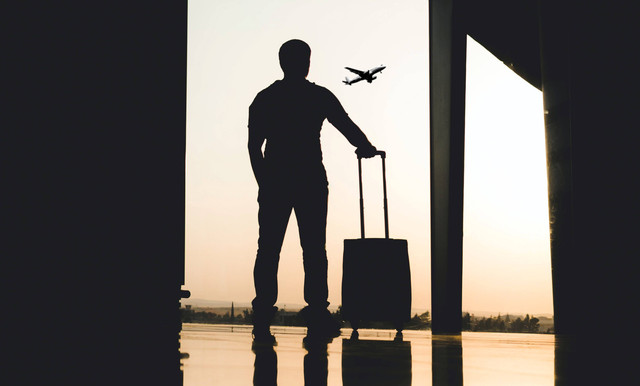 tarif kelebihan bagasi lion air 2022. sumber foto : unsplash/yousef.