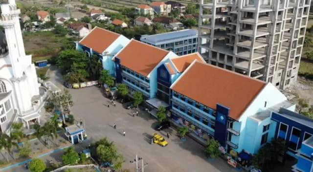 Universitas Muhammadiyah Lamongan Kampus Biru dengan Segudang Prestasi. Sumber dokumen UMLA